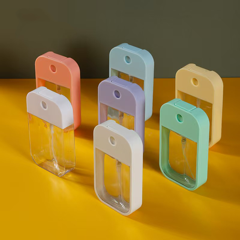 Lote de 10 Botellas de Plástic - Perfume Travel Set reseña y precio